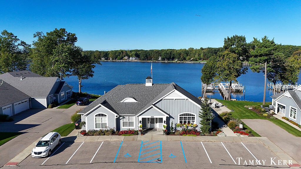 197 Janes View Drive