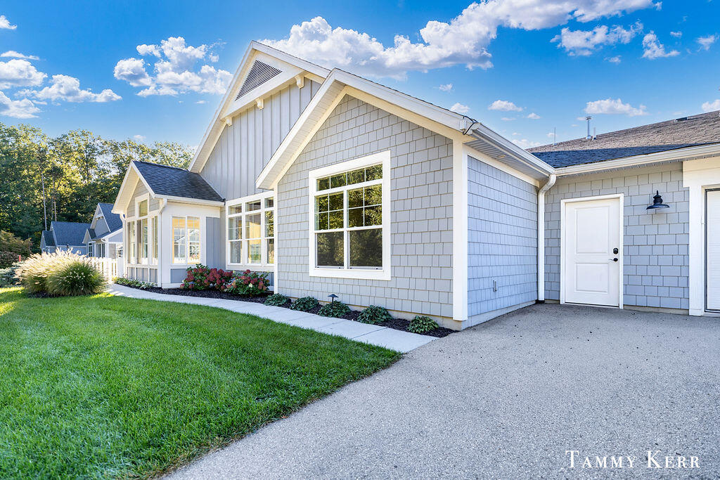 197 Janes View Drive