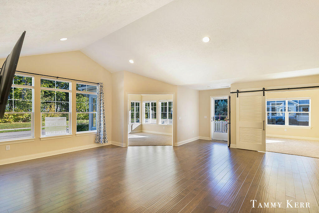 197 Janes View Drive