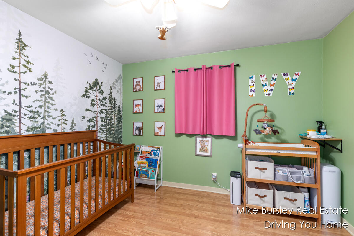 4776 Crestwood Avenue