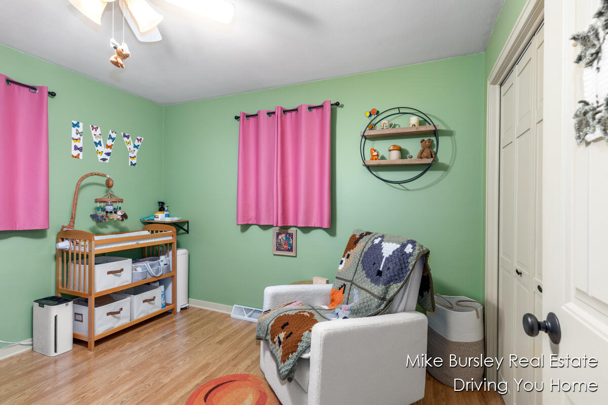 4776 Crestwood Avenue