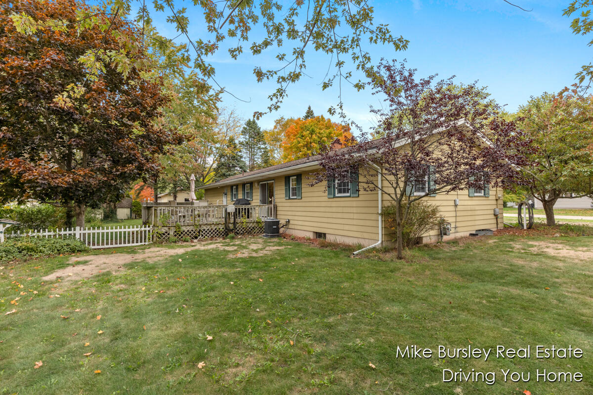 4776 Crestwood Avenue