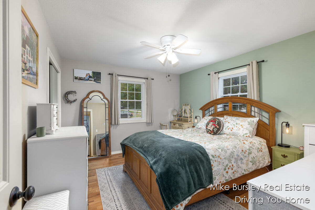 4776 Crestwood Avenue