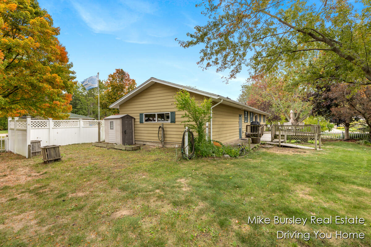 4776 Crestwood Avenue