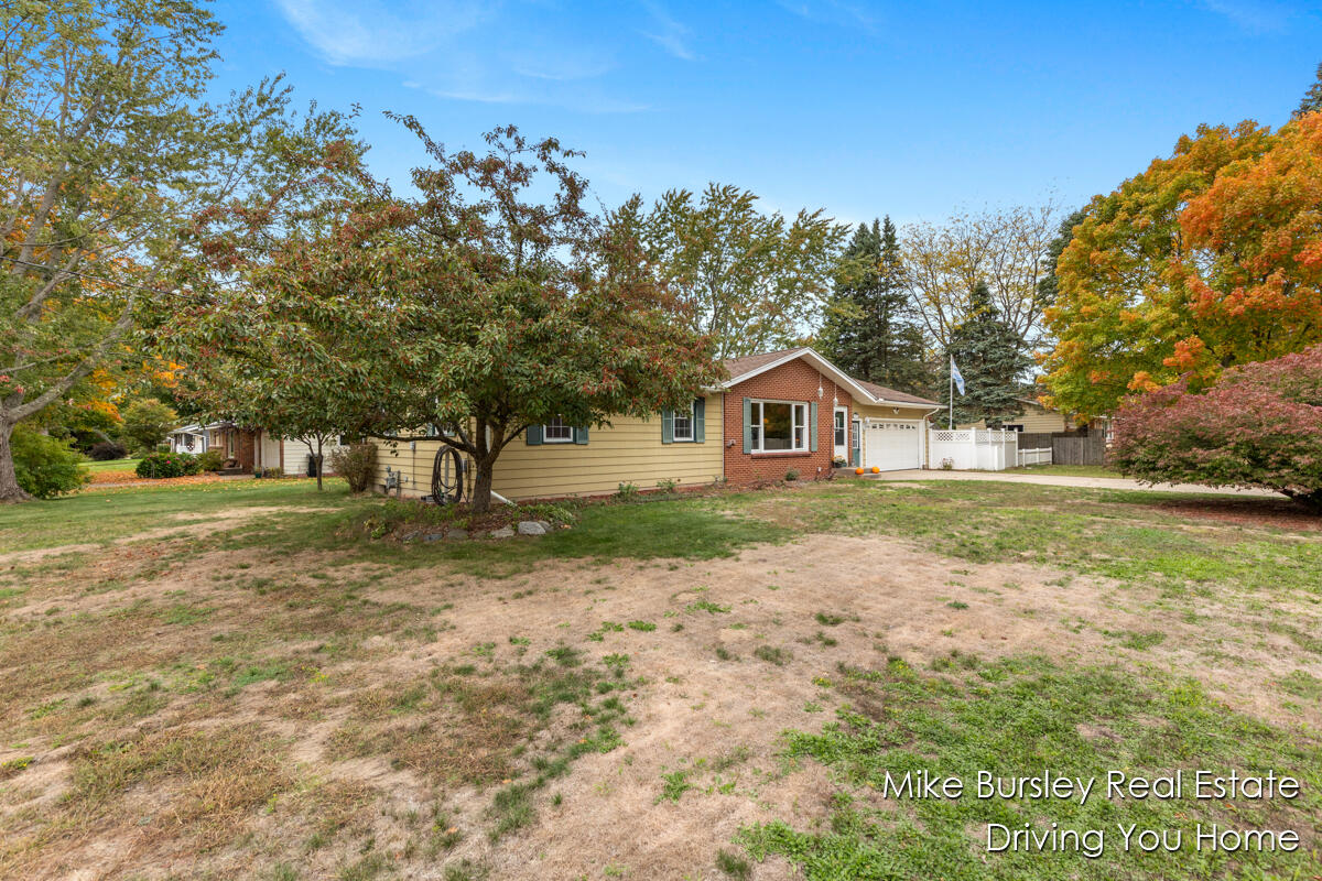 4776 Crestwood Avenue