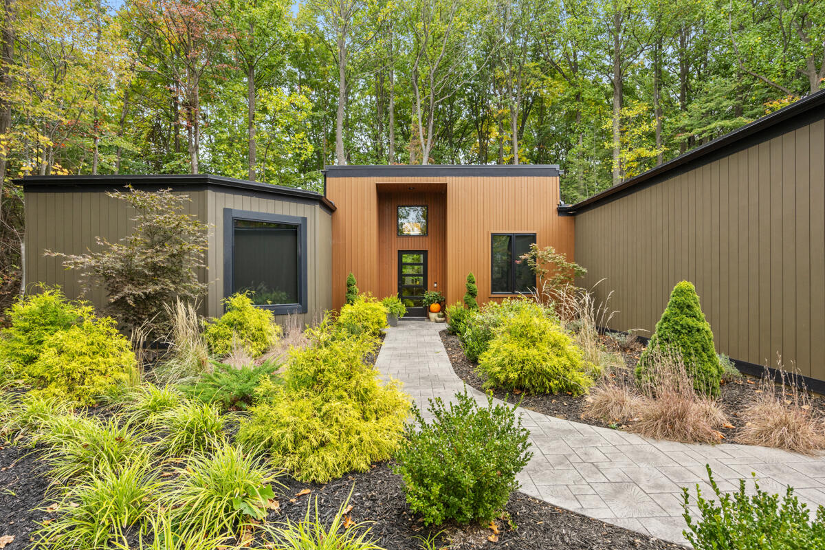 3465 Palmer Drive, Saugatuck