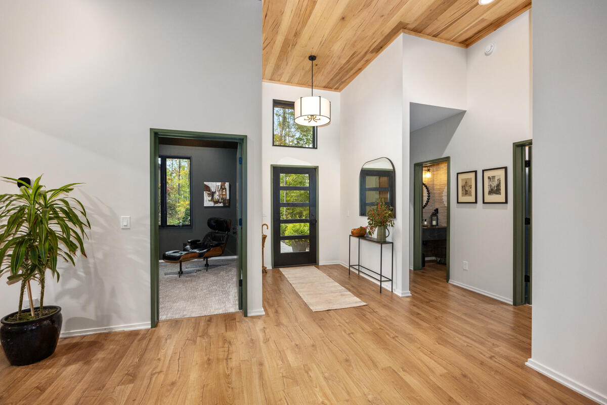 3465 Palmer Drive, Saugatuck