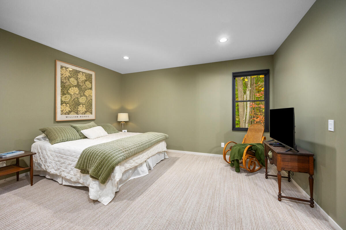 3465 Palmer Drive, Saugatuck