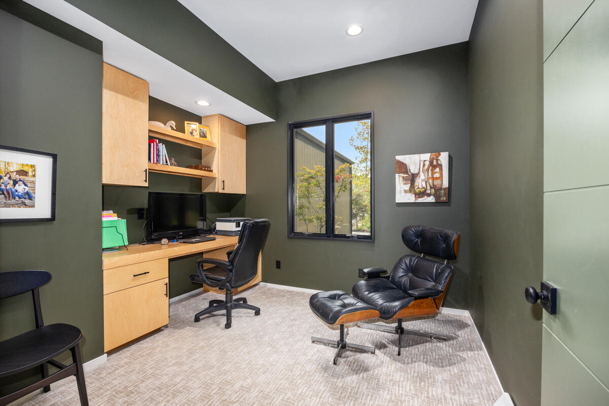 3465 Palmer Drive, Saugatuck