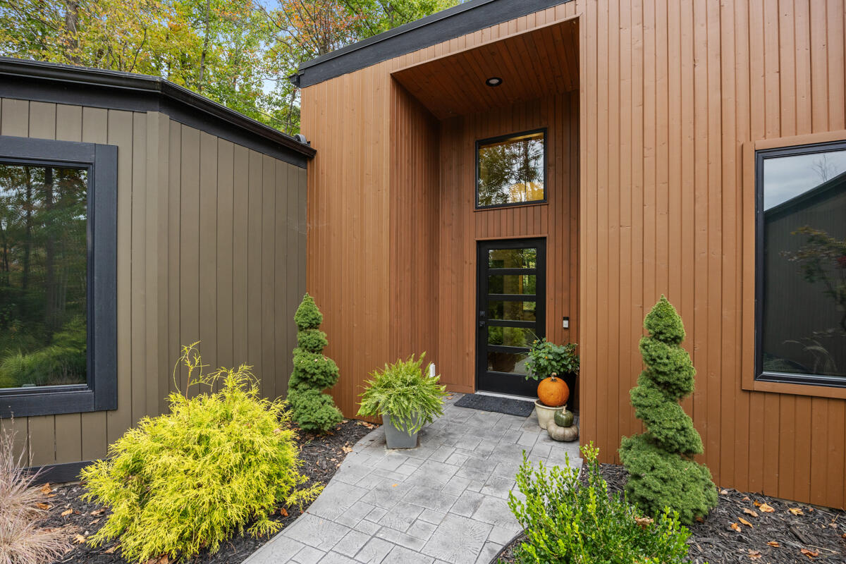 3465 Palmer Drive, Saugatuck