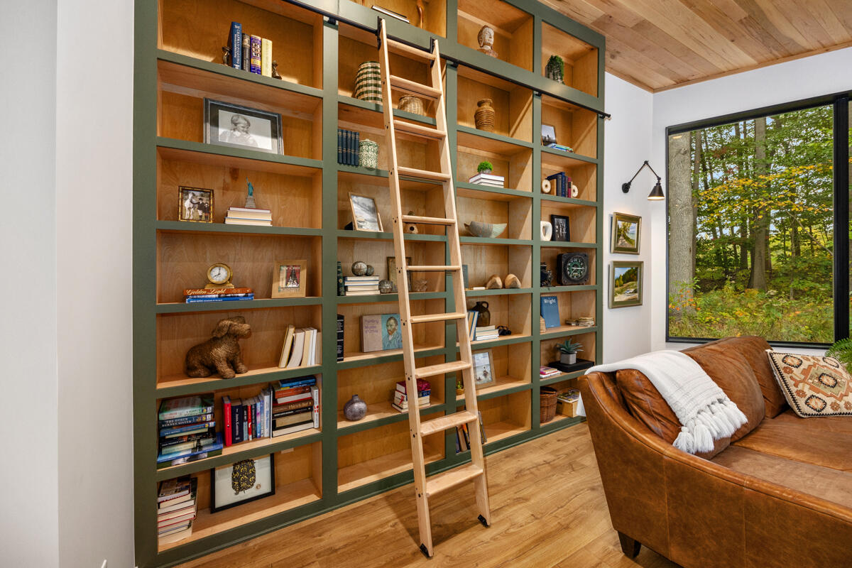 3465 Palmer Drive, Saugatuck