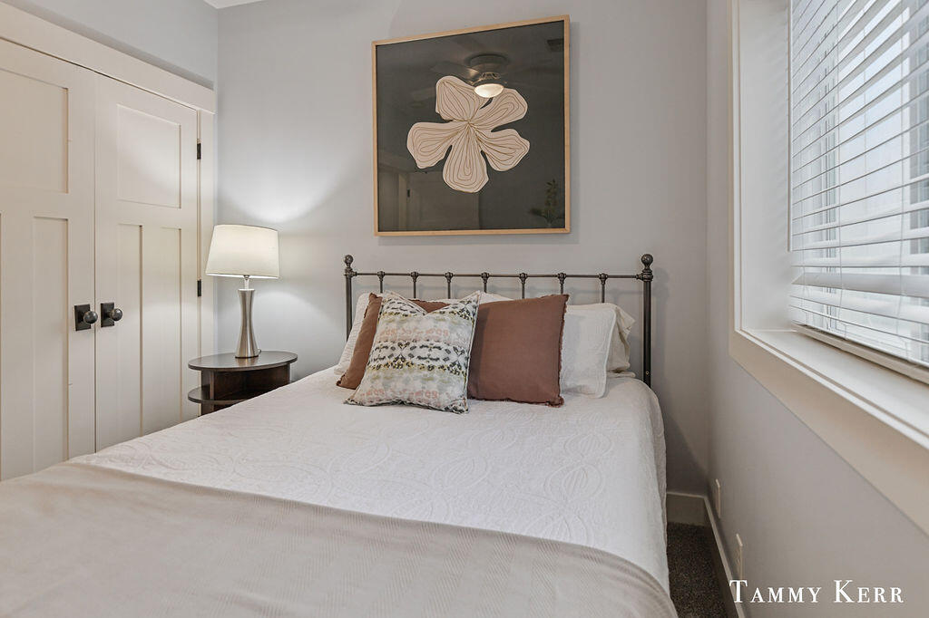 1021 Holland Street, Saugatuck