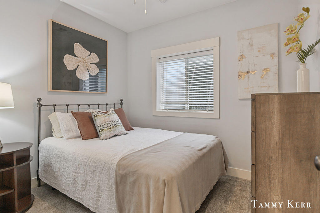 1021 Holland Street, Saugatuck