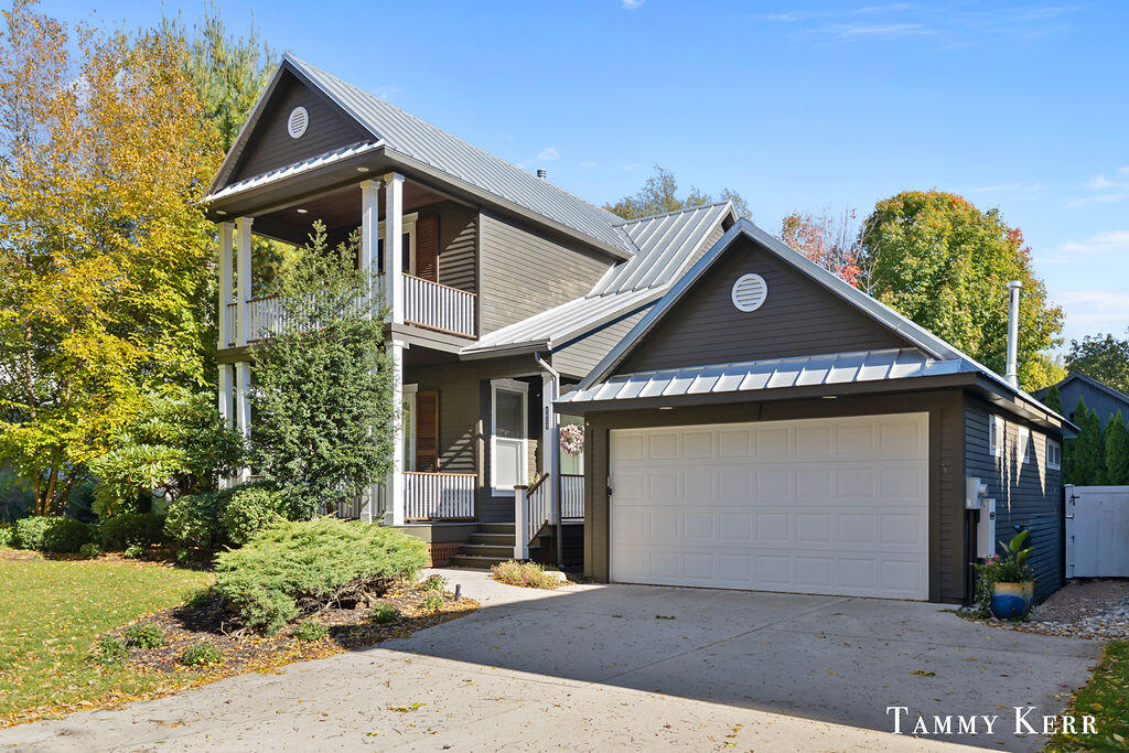 1021 Holland Street, Saugatuck