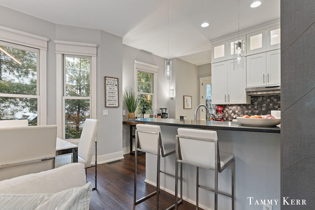 1021 Holland Street, Saugatuck