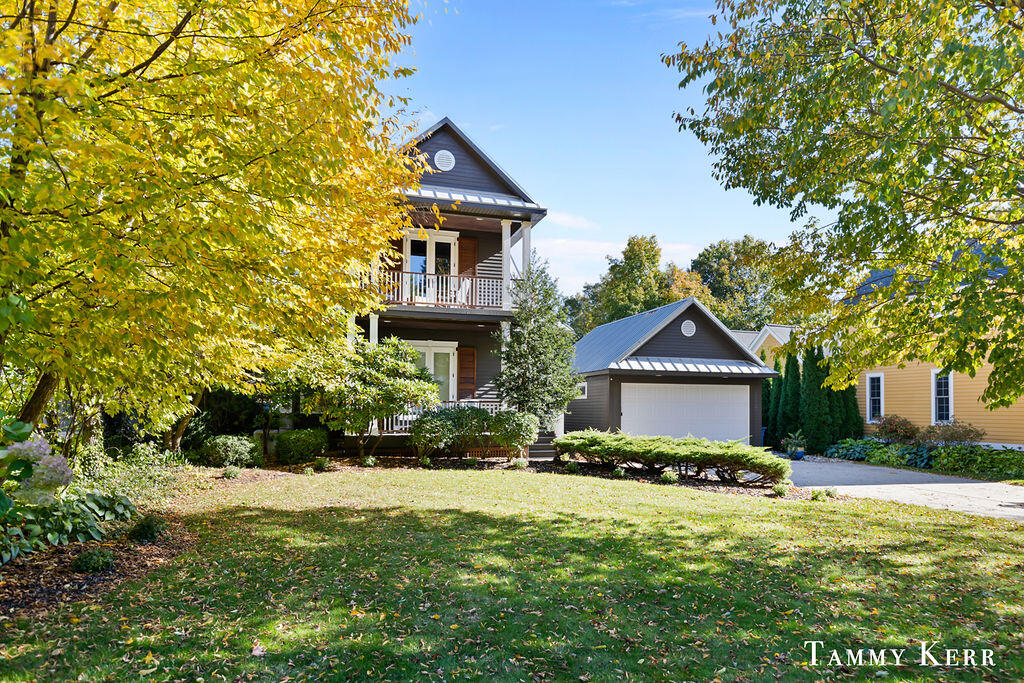 1021 Holland Street, Saugatuck