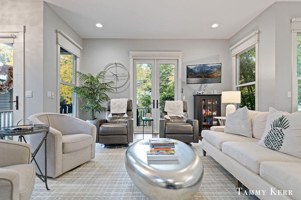 1021 Holland Street, Saugatuck