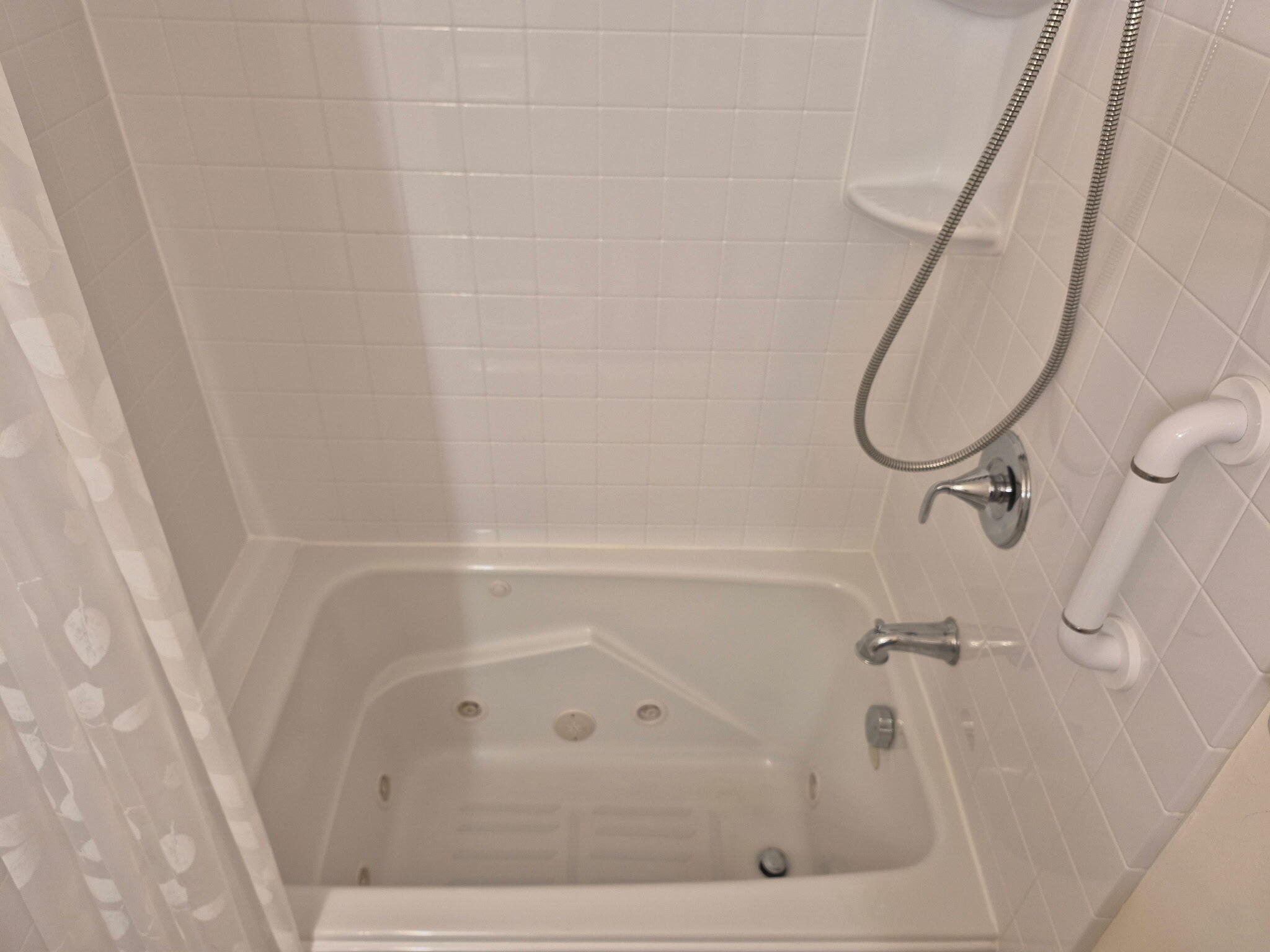 647 Blue Ash Drive SE 118