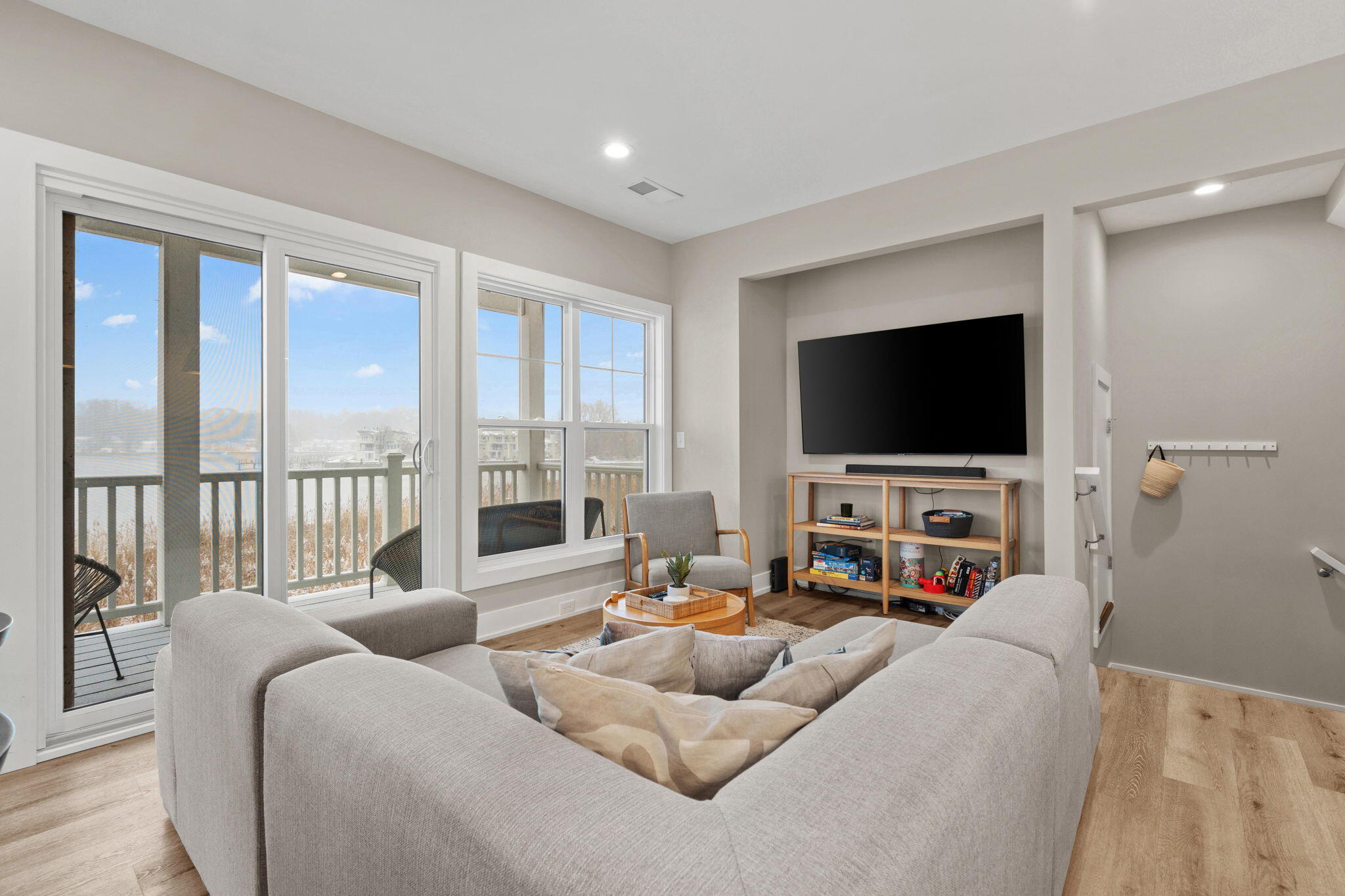 60 Swing Bridge Lane