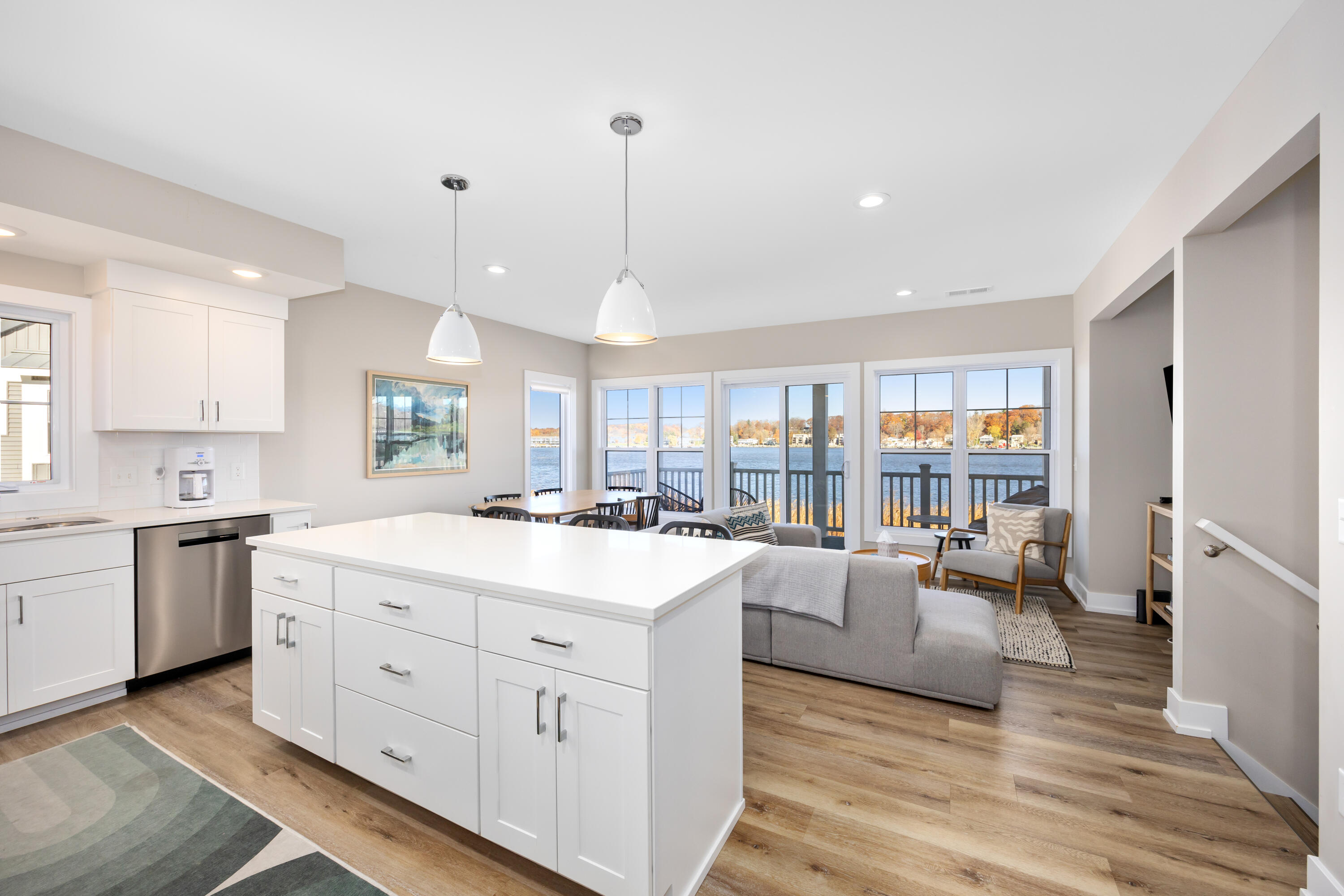 60 Swing Bridge Lane