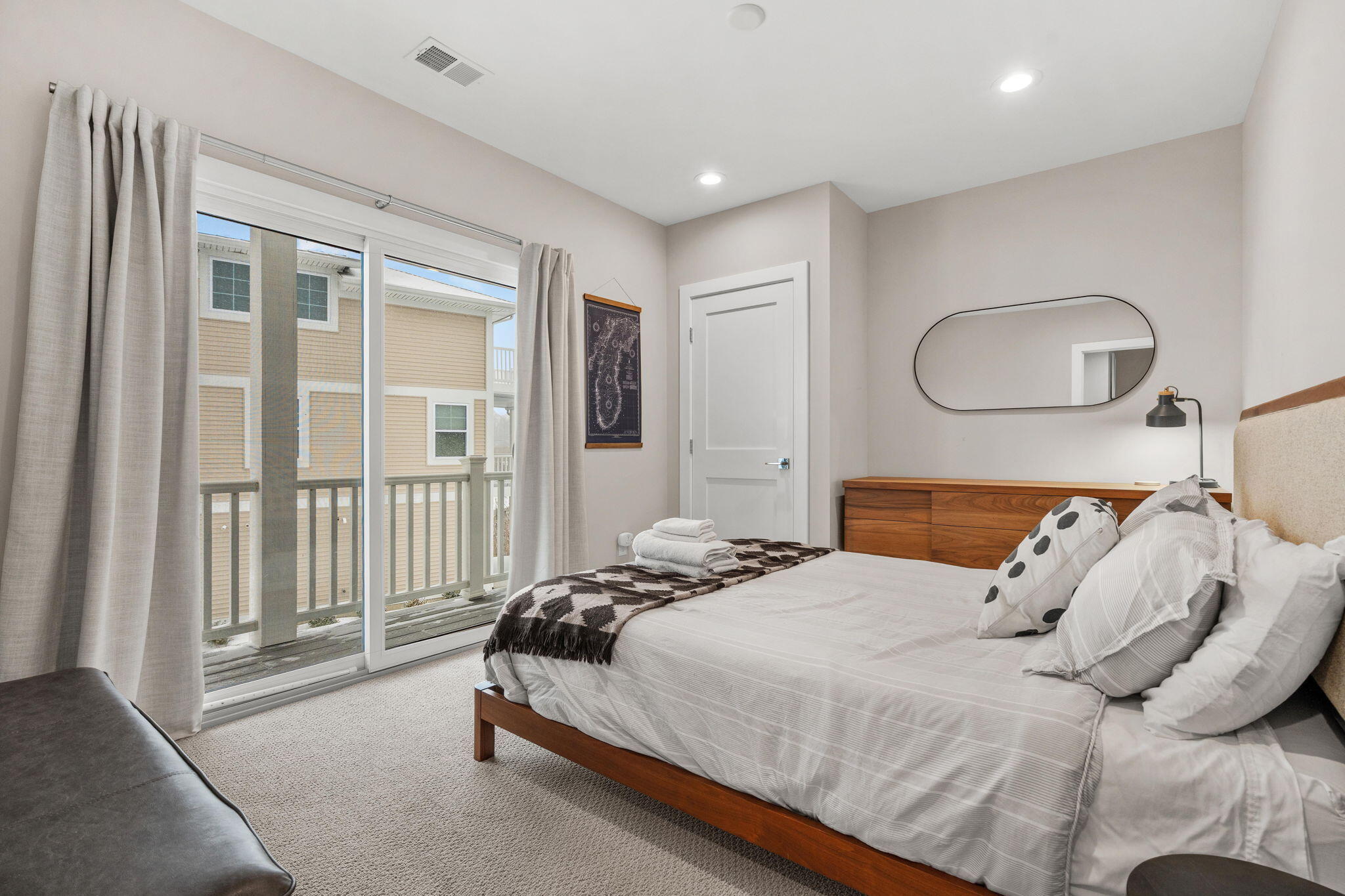 60 Swing Bridge Lane