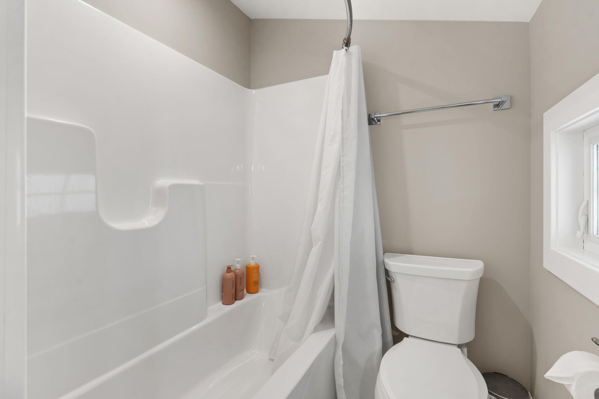 60 Swing Bridge Lane