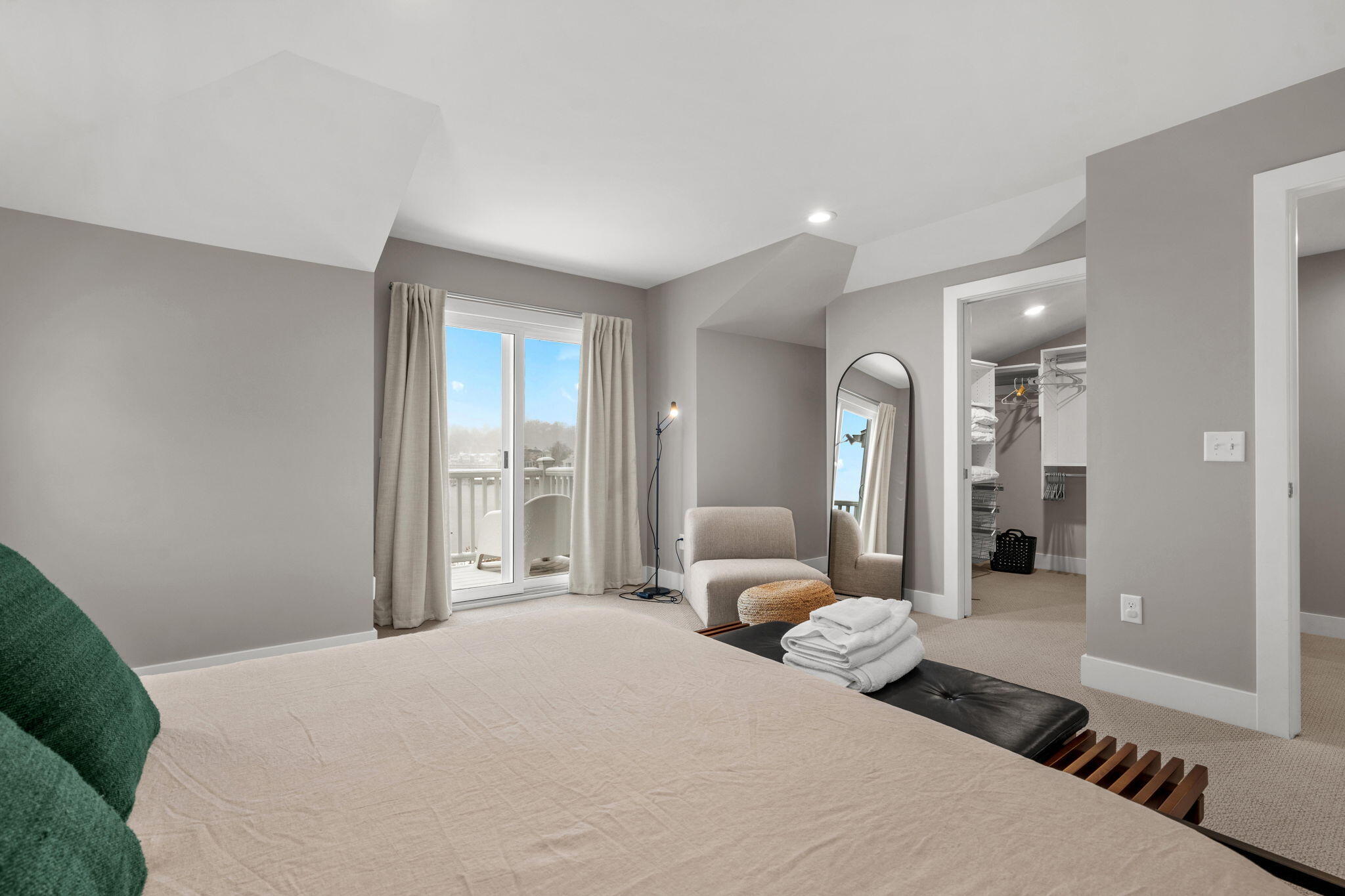 60 Swing Bridge Lane