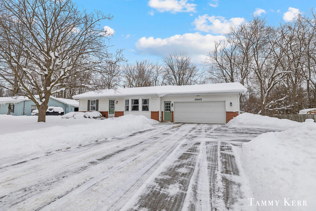 3665 Remembrance Road NW