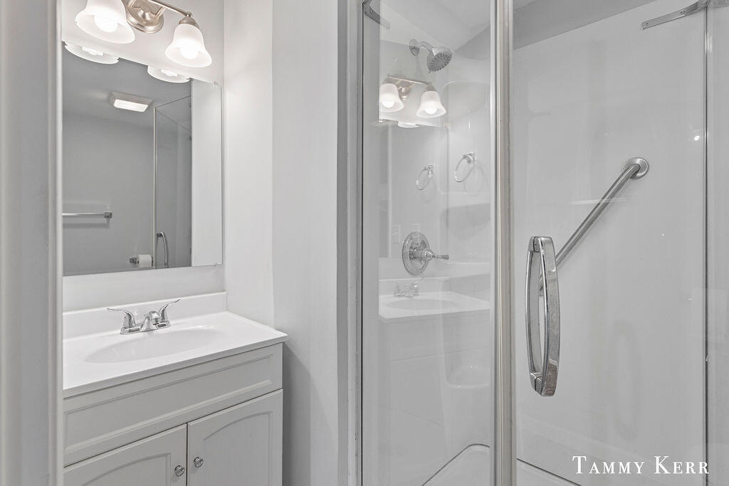 3665 Remembrance Road NW