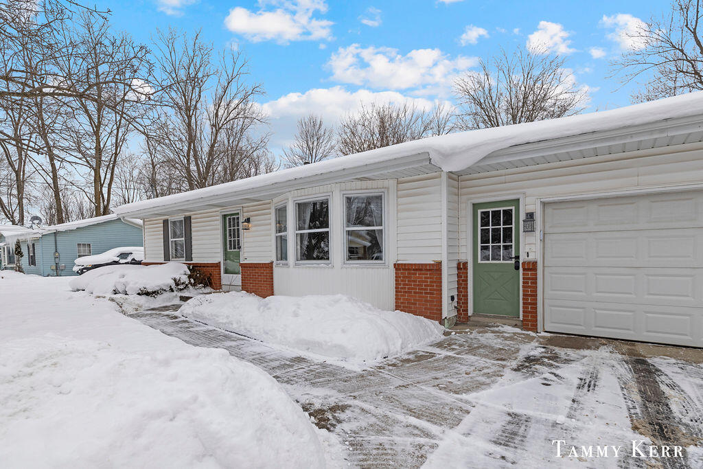 3665 Remembrance Road NW