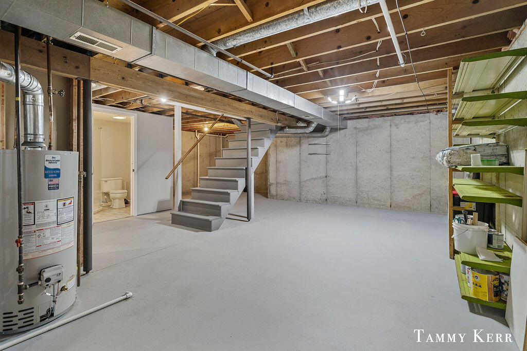 3665 Remembrance Road NW