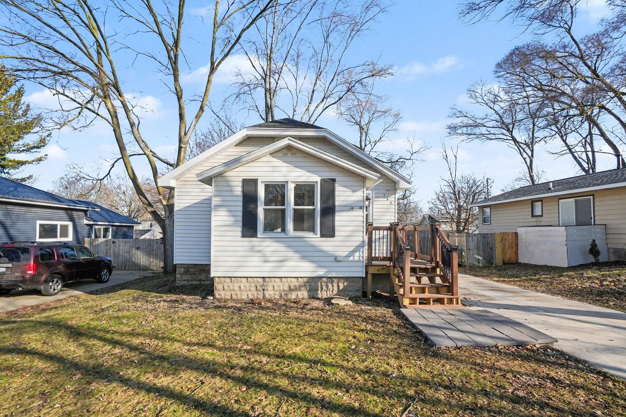133 E 20th Street