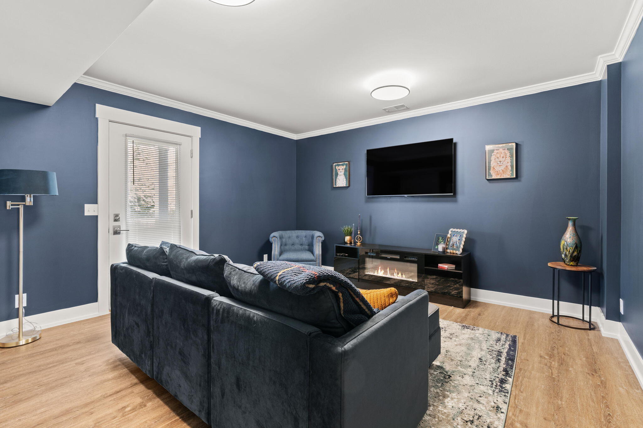 160 Keewatin Way D
