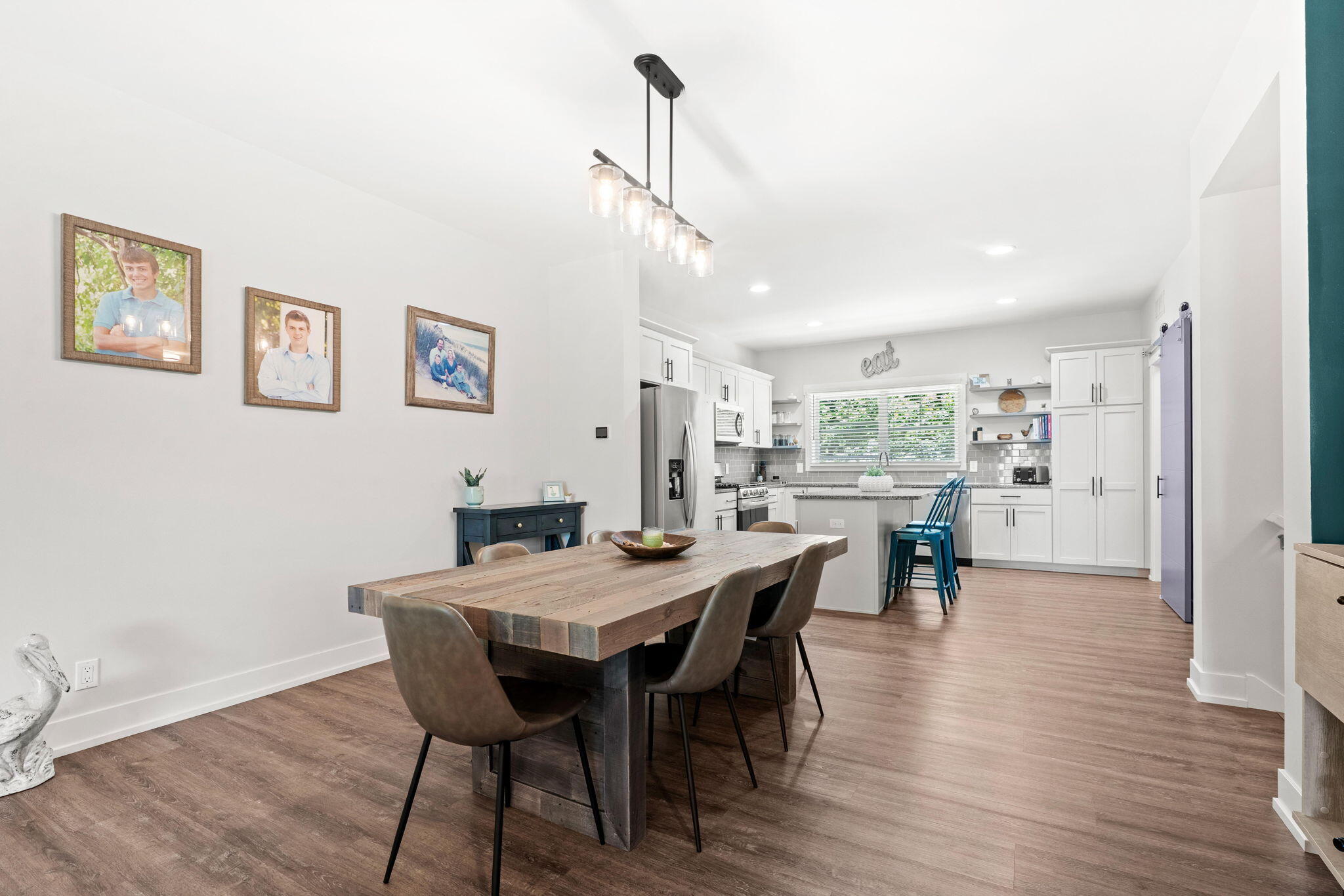 160 Keewatin Way D