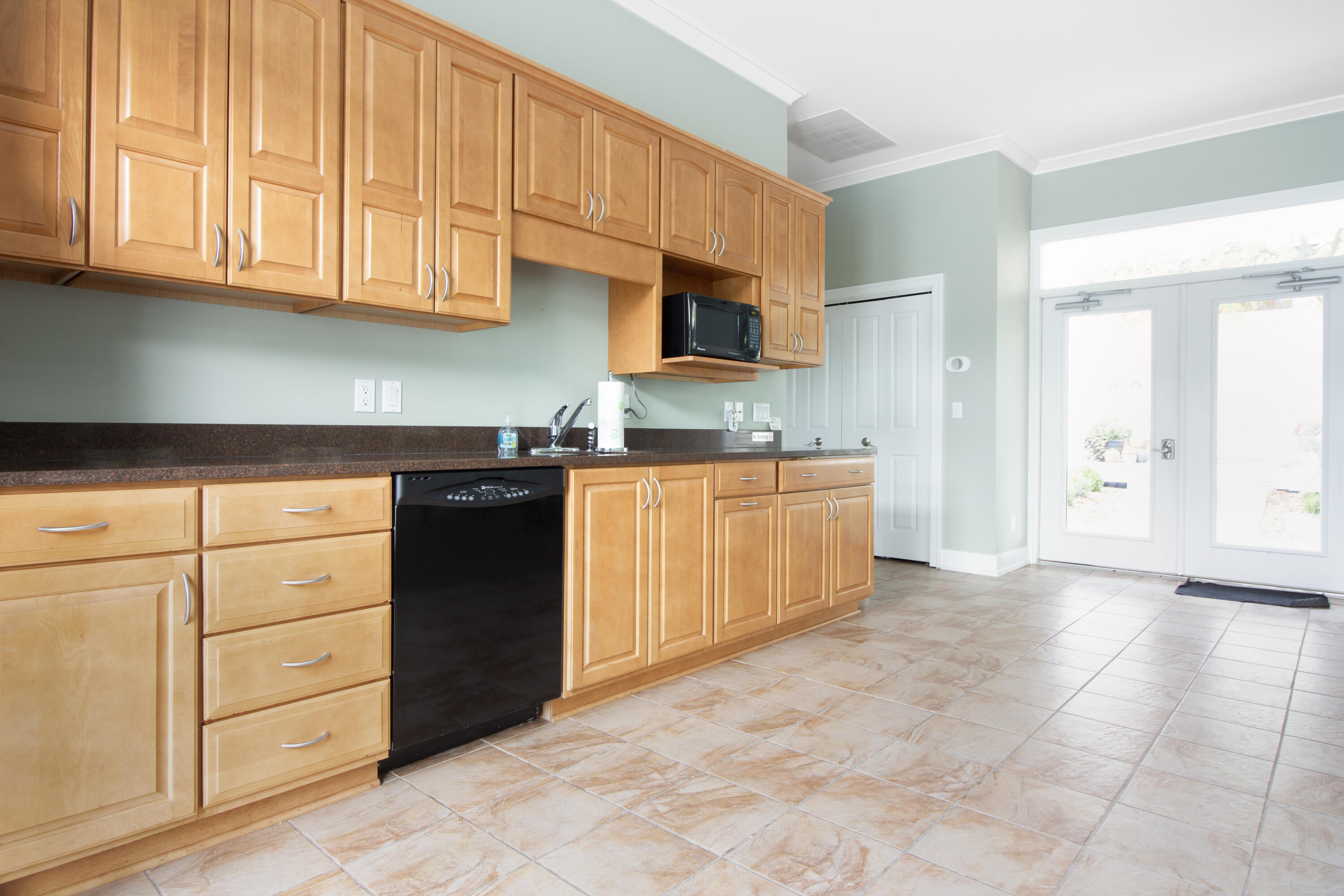160 Keewatin Way D