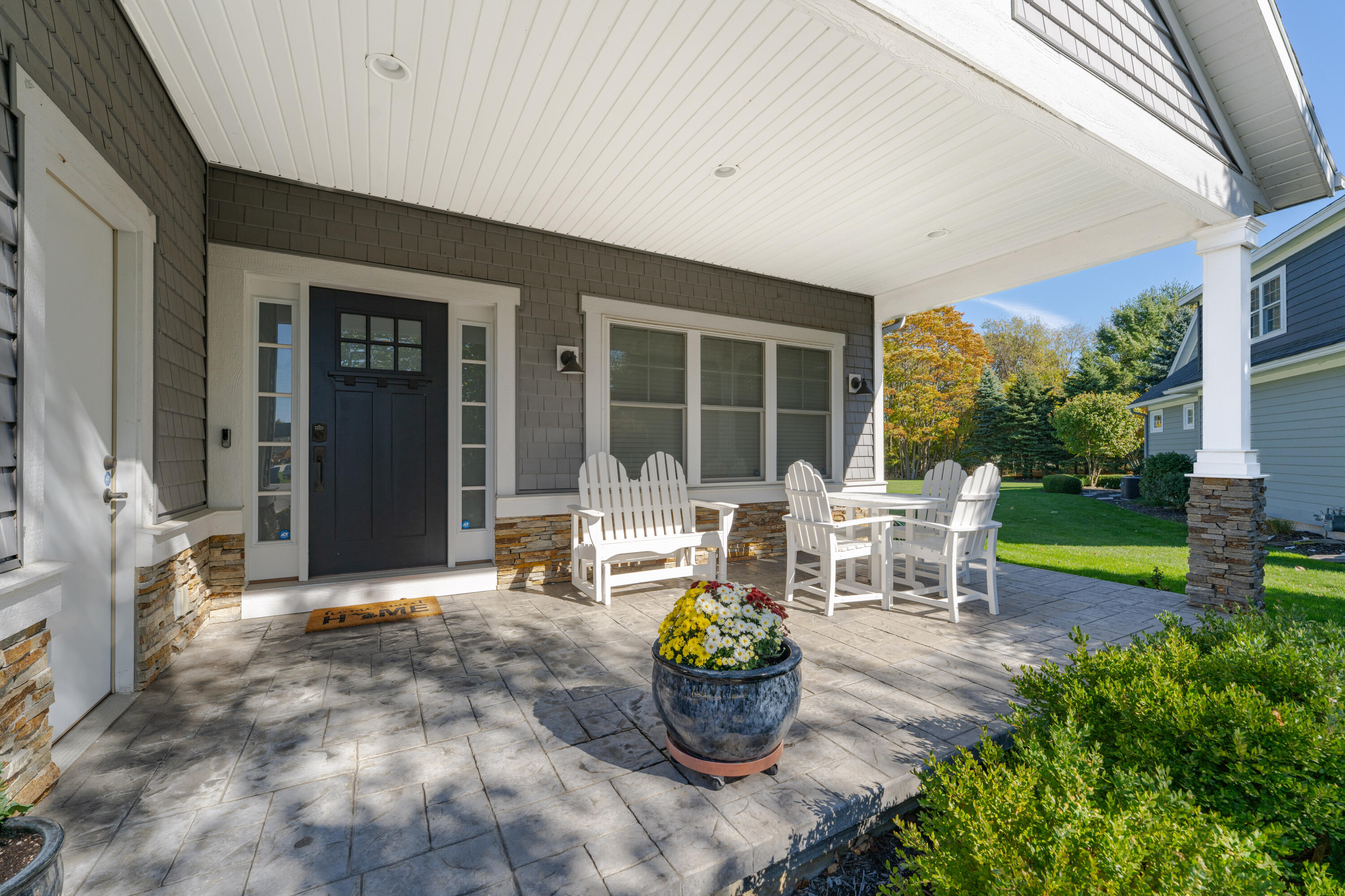341 Parkside Lane