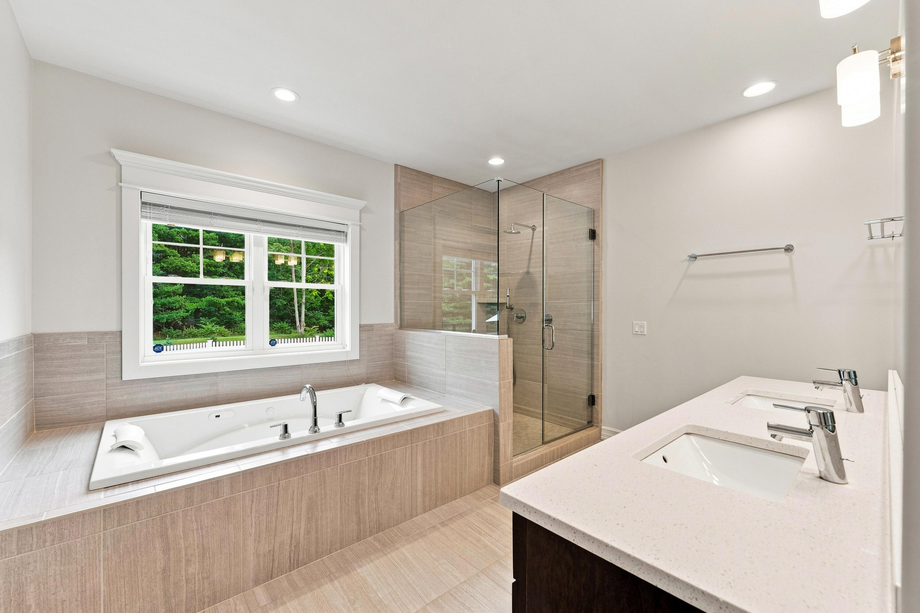 341 Parkside Lane