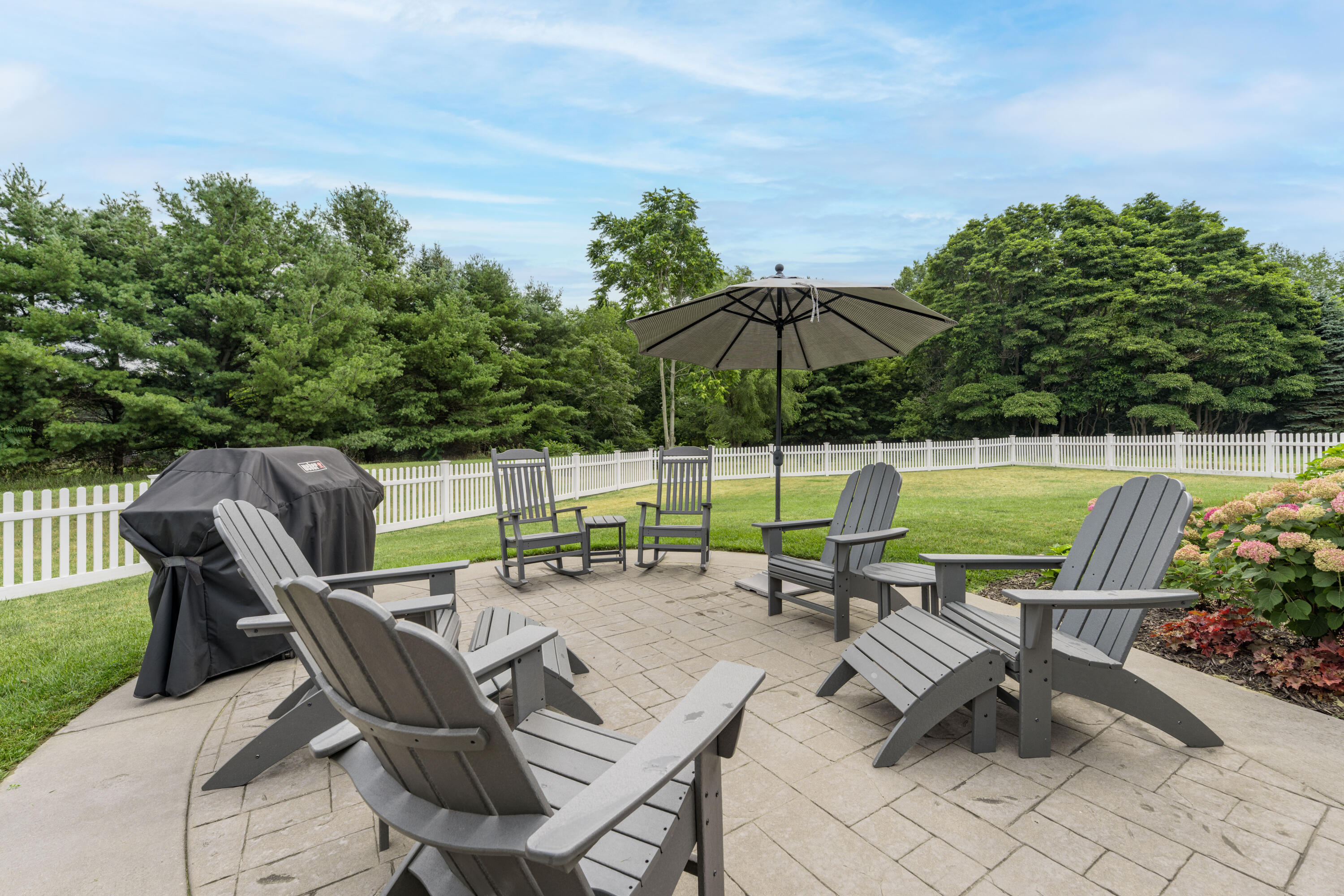 341 Parkside Lane