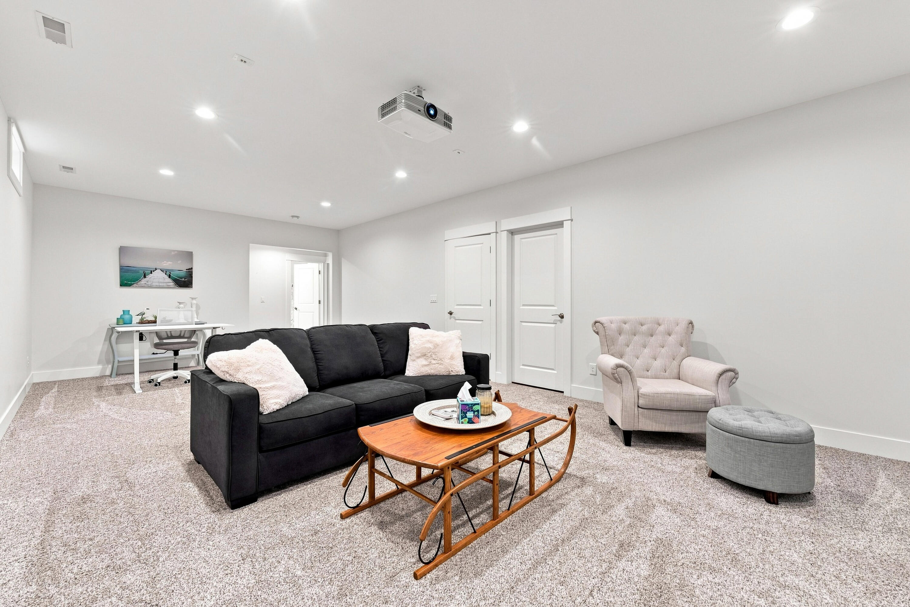 341 Parkside Lane