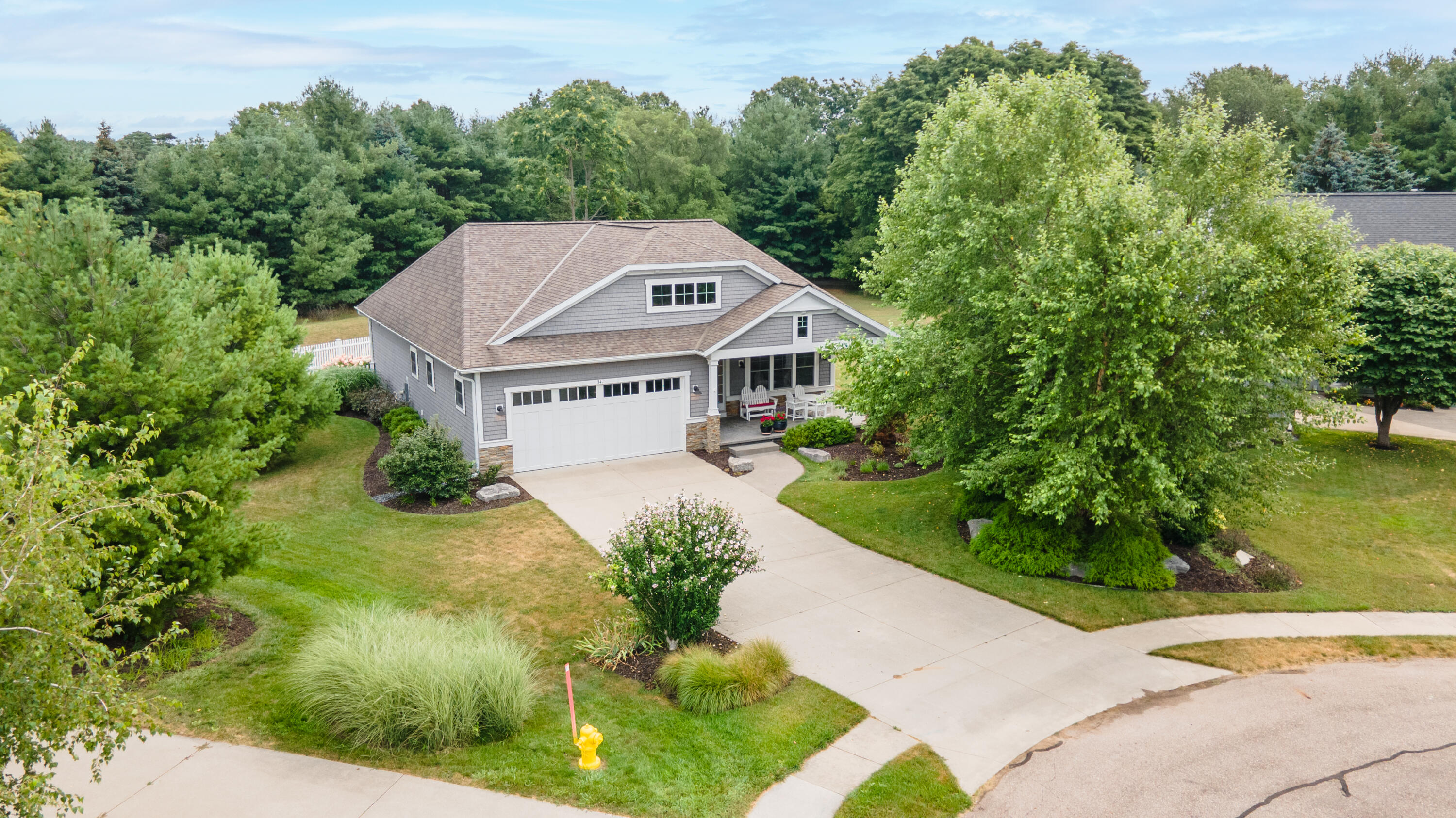341 Parkside Lane