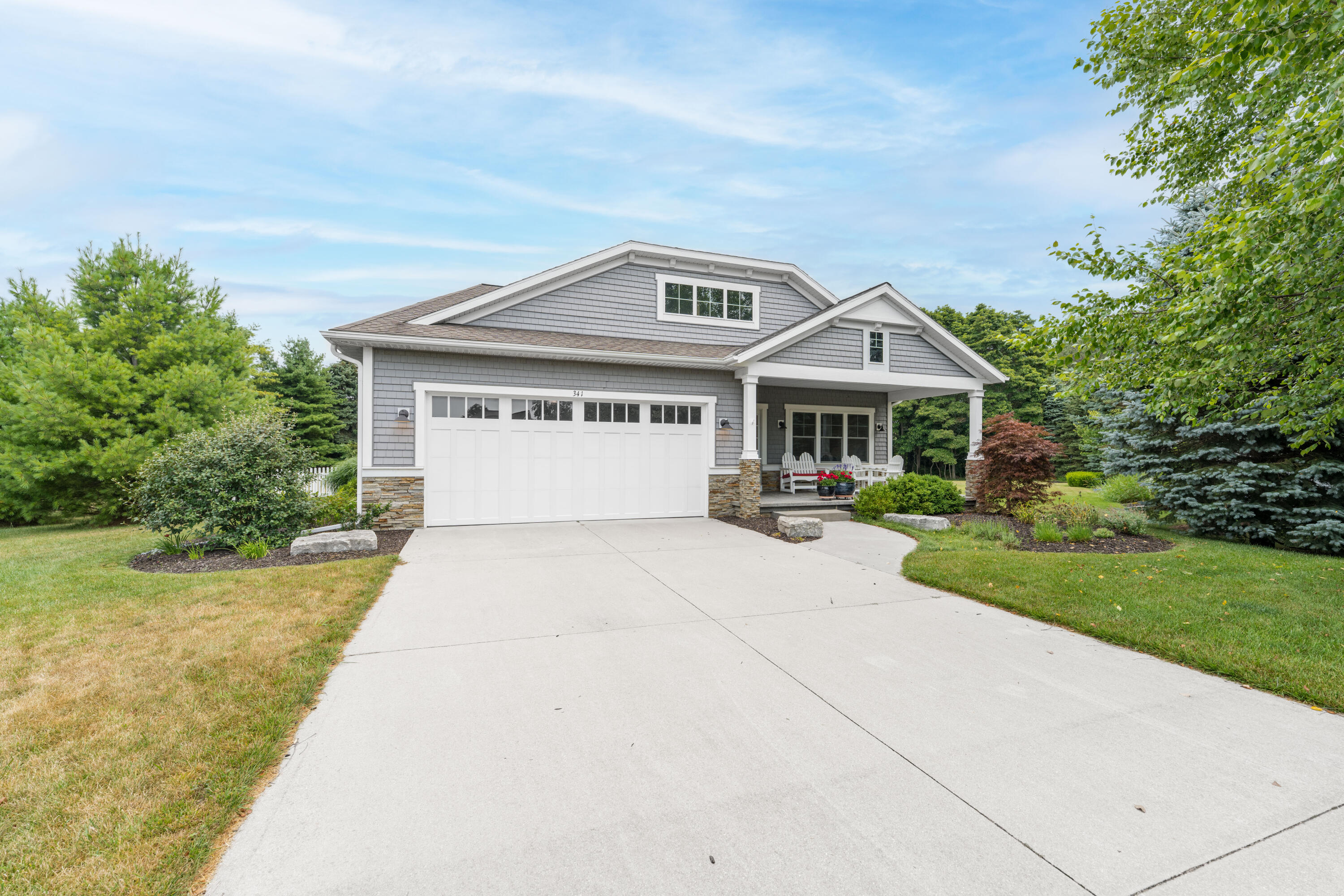 341 Parkside Lane