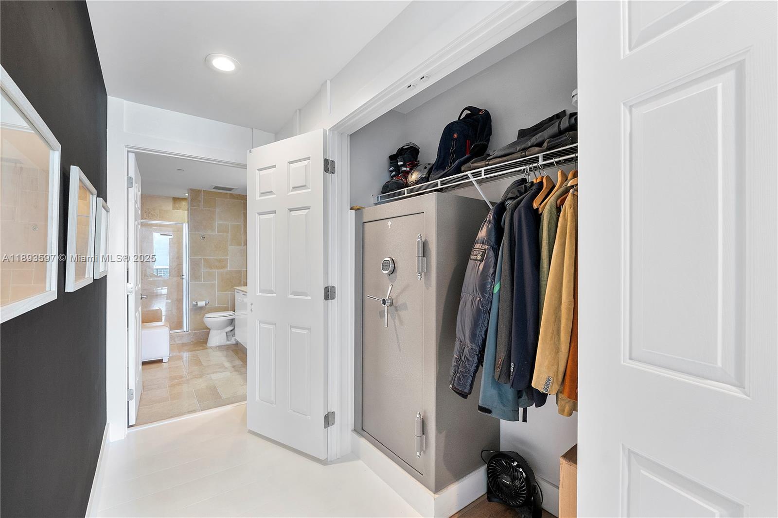 1819 SE 17th Street 1606