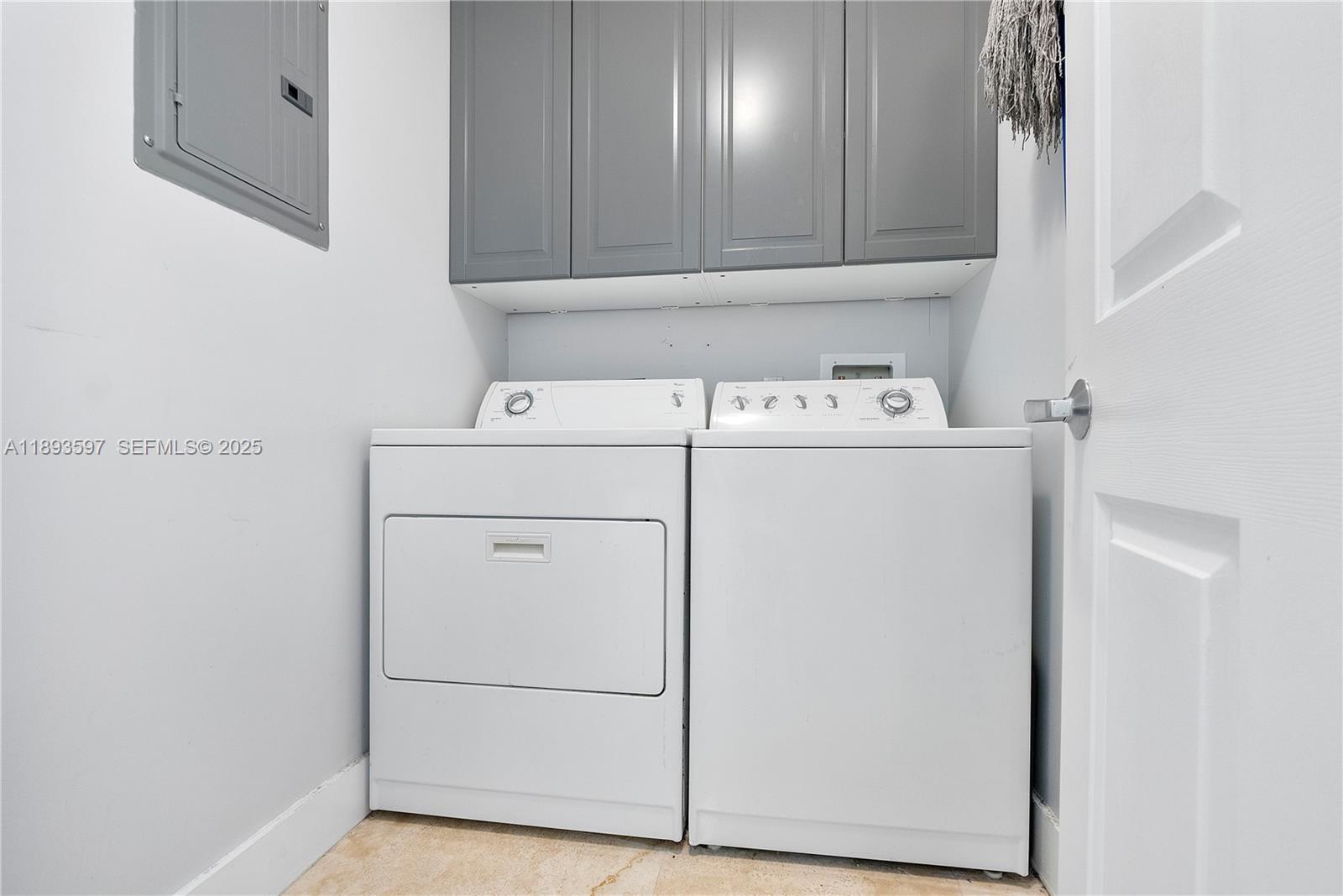 1819 SE 17th Street 1606