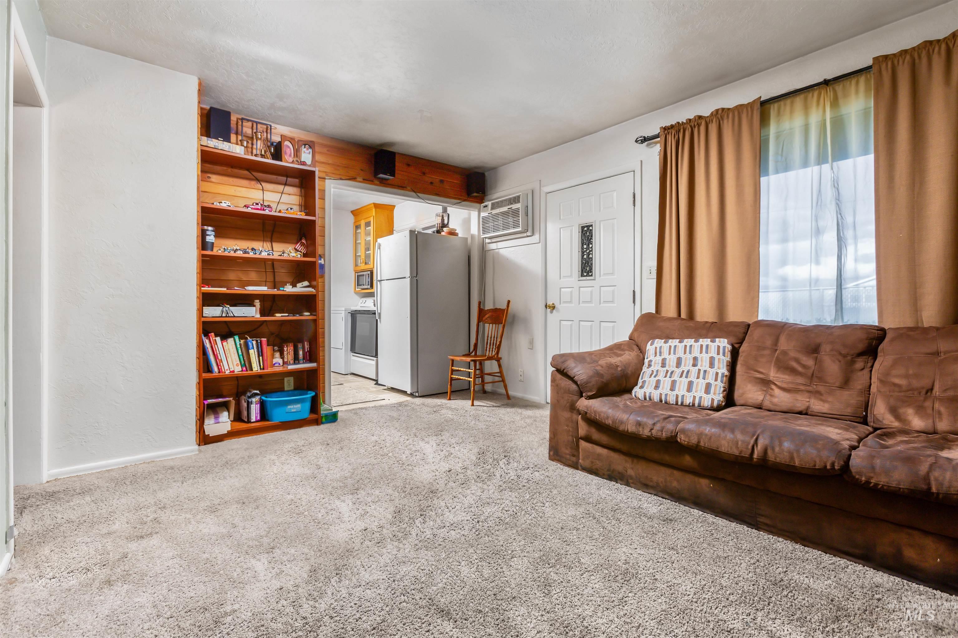 3140 10th Street