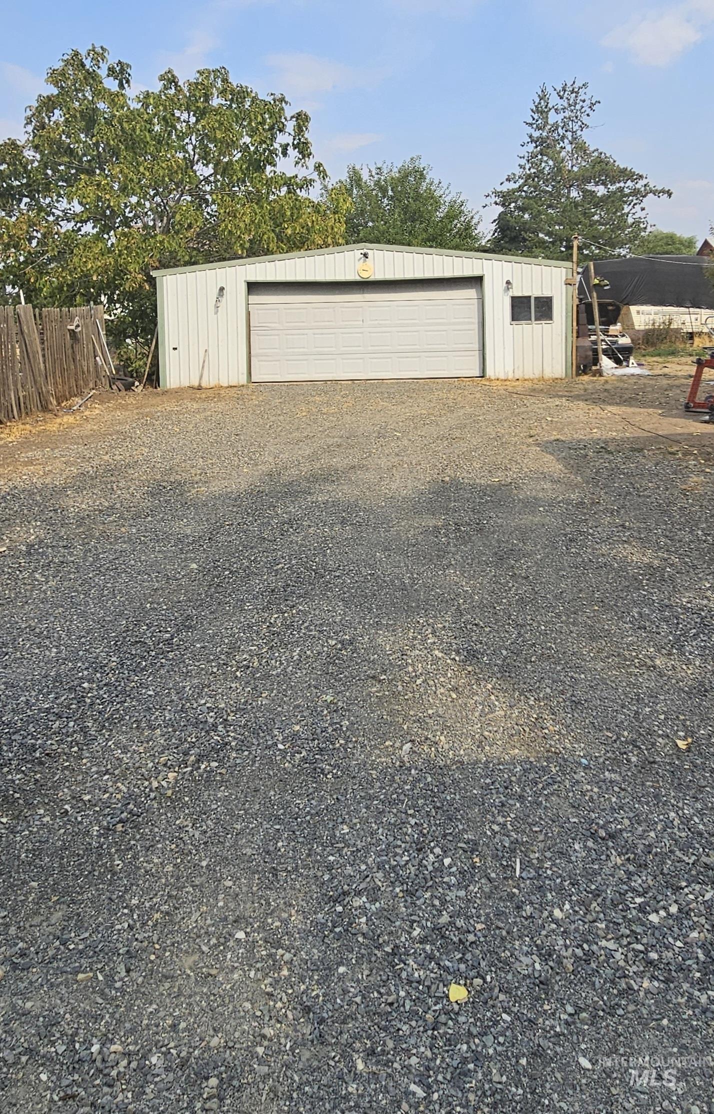 1005 16th Street