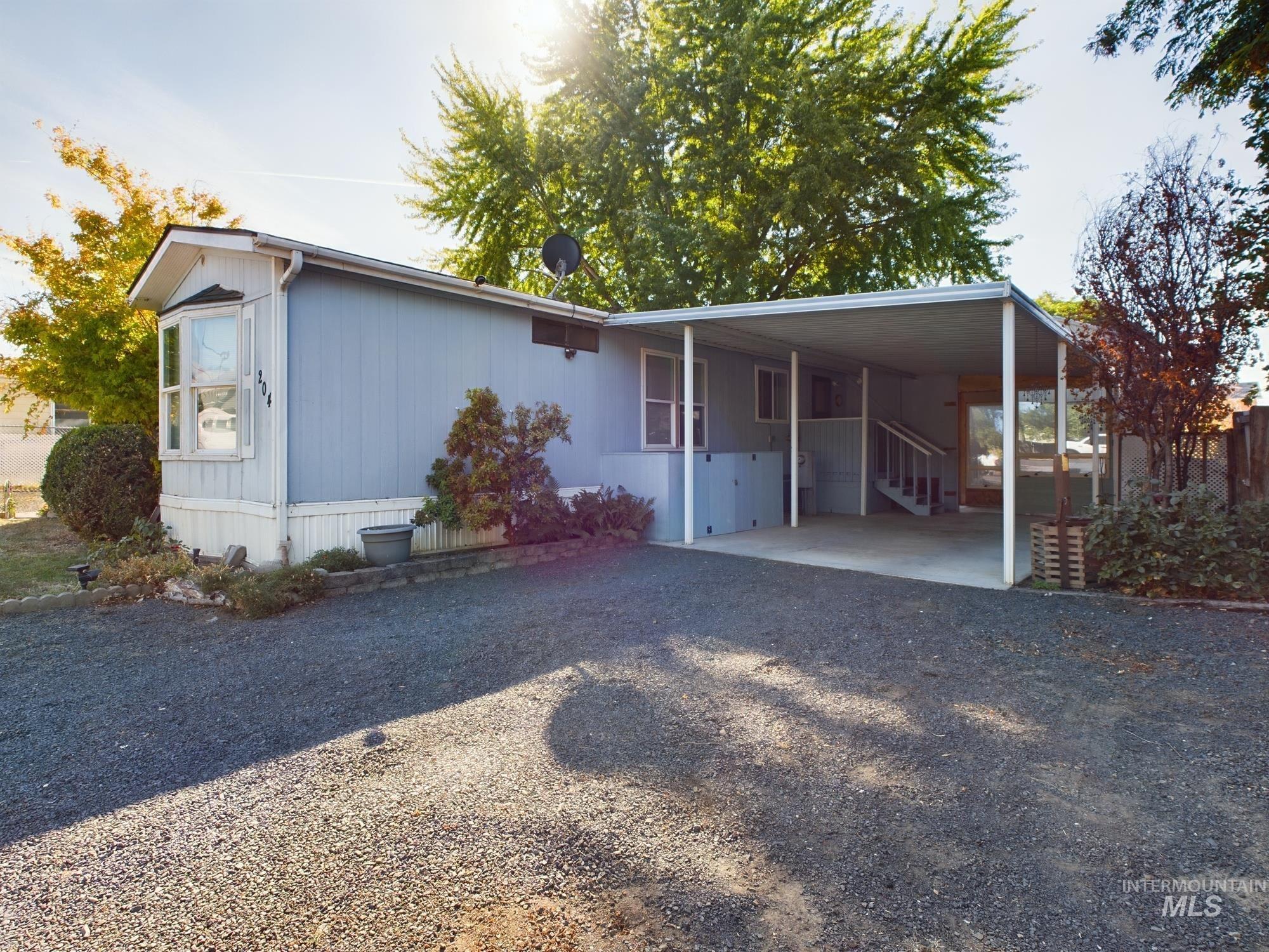 204 S Garden Court