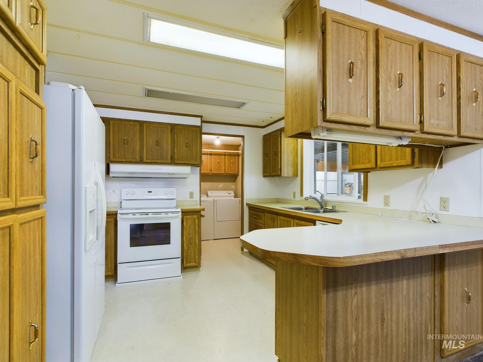204 S Garden Court