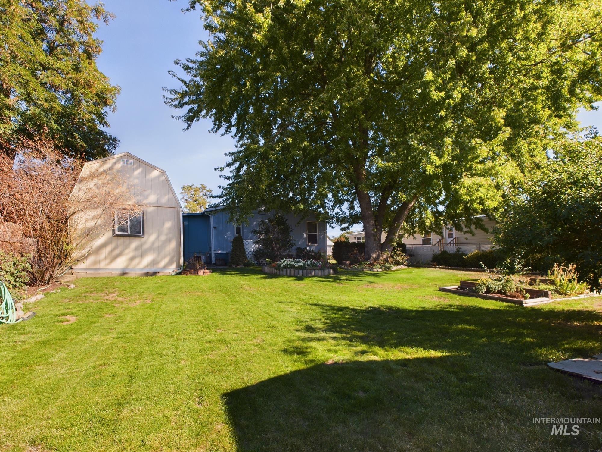 204 S Garden Court