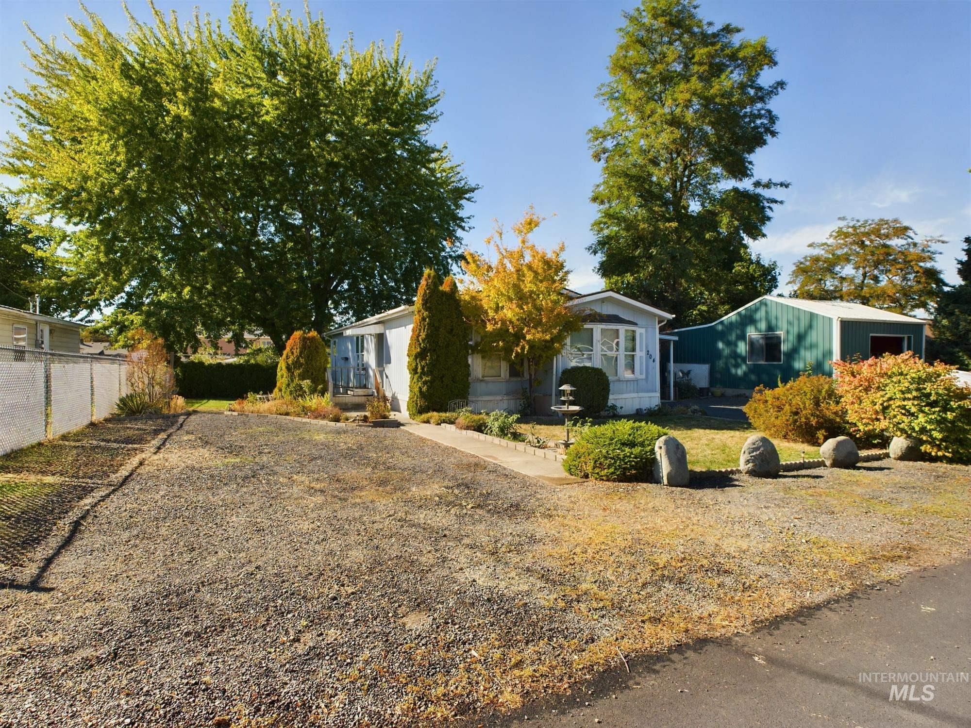 204 S Garden Court