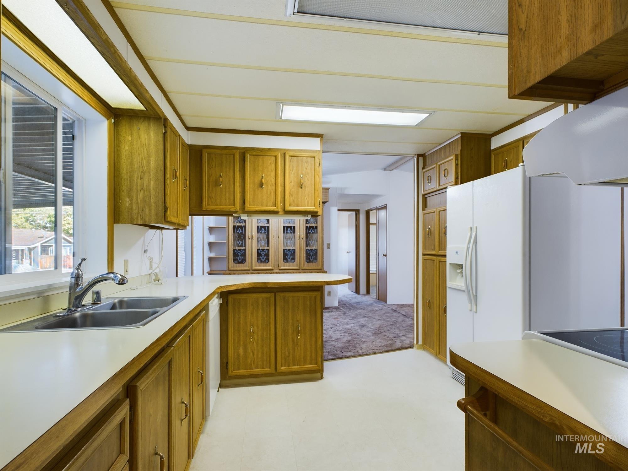 204 S Garden Court